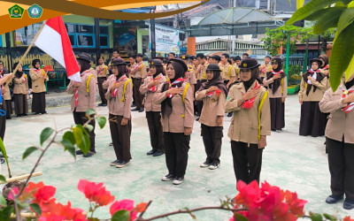 Pramuka MAN Balikpapan Gelar Pelantikan Bantara, Laksana, dan Penanaman Tunas Kelapa